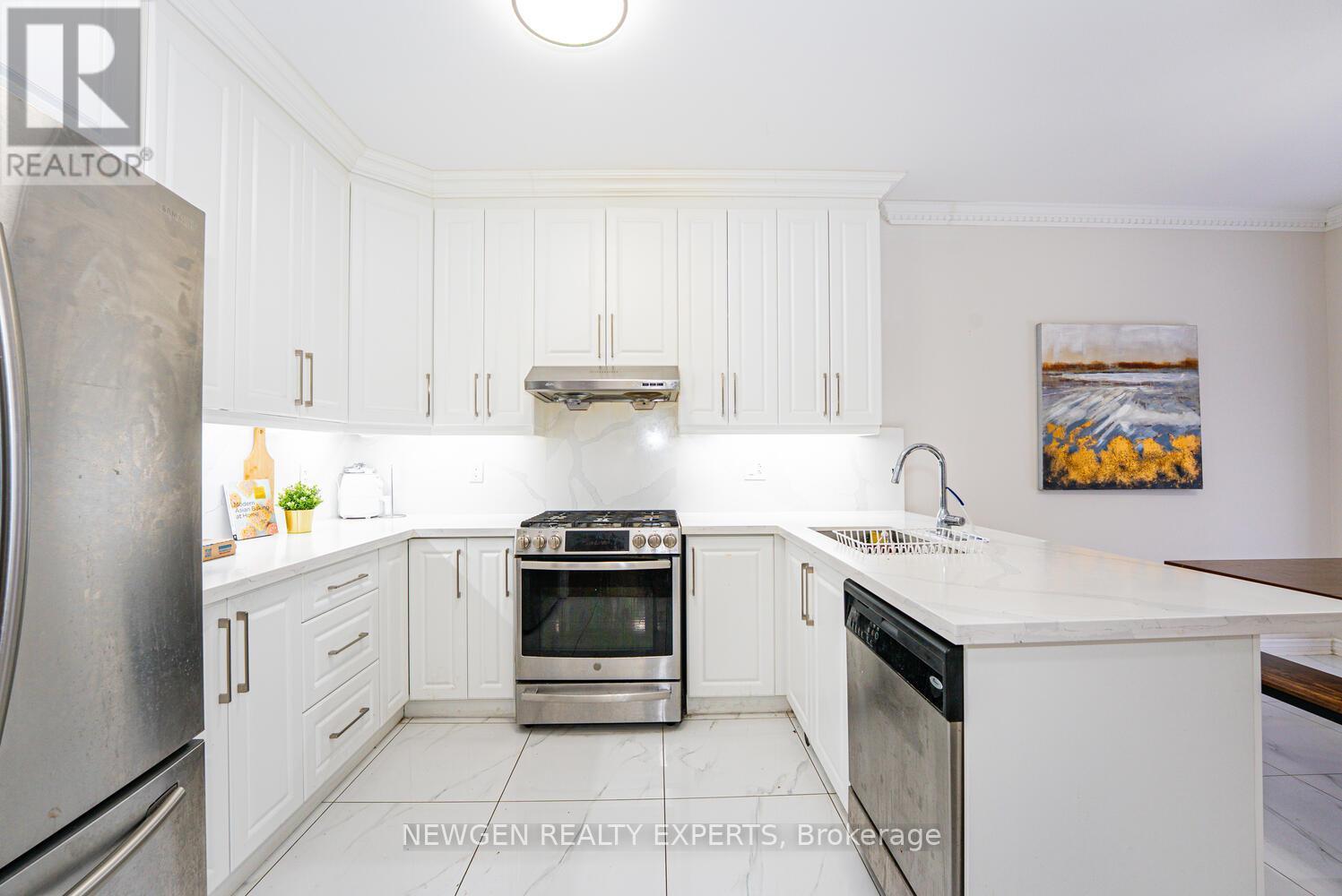 321 Queen Mary Drive, Brampton, Ontario  L7A 3S6 - Photo 16 - W12787768