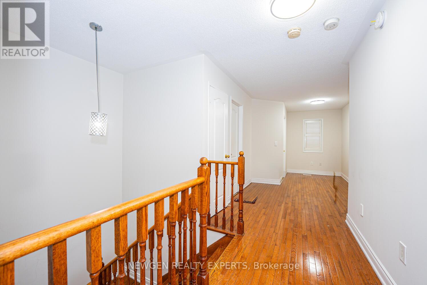 321 Queen Mary Drive, Brampton, Ontario  L7A 3S6 - Photo 19 - W12787768