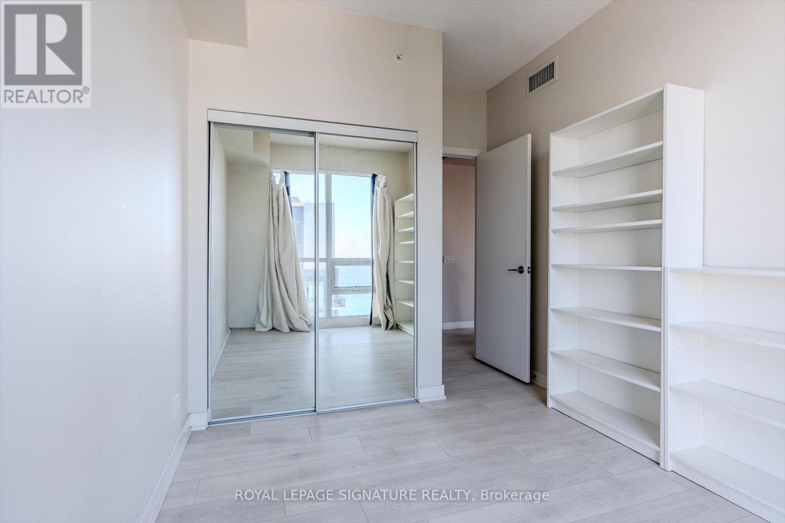 4407 - 2220 Lake Shore Boulevard W, Toronto, Ontario  M8V 0C1 - Photo 11 - W12787770