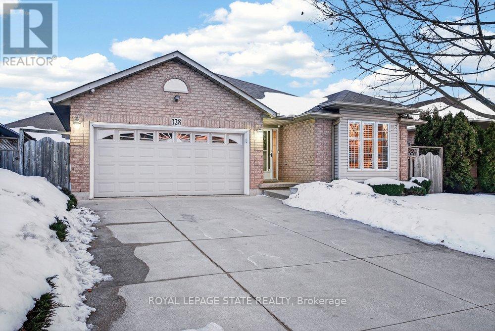 128 NUGENT DRIVE, Hamilton, Ontario