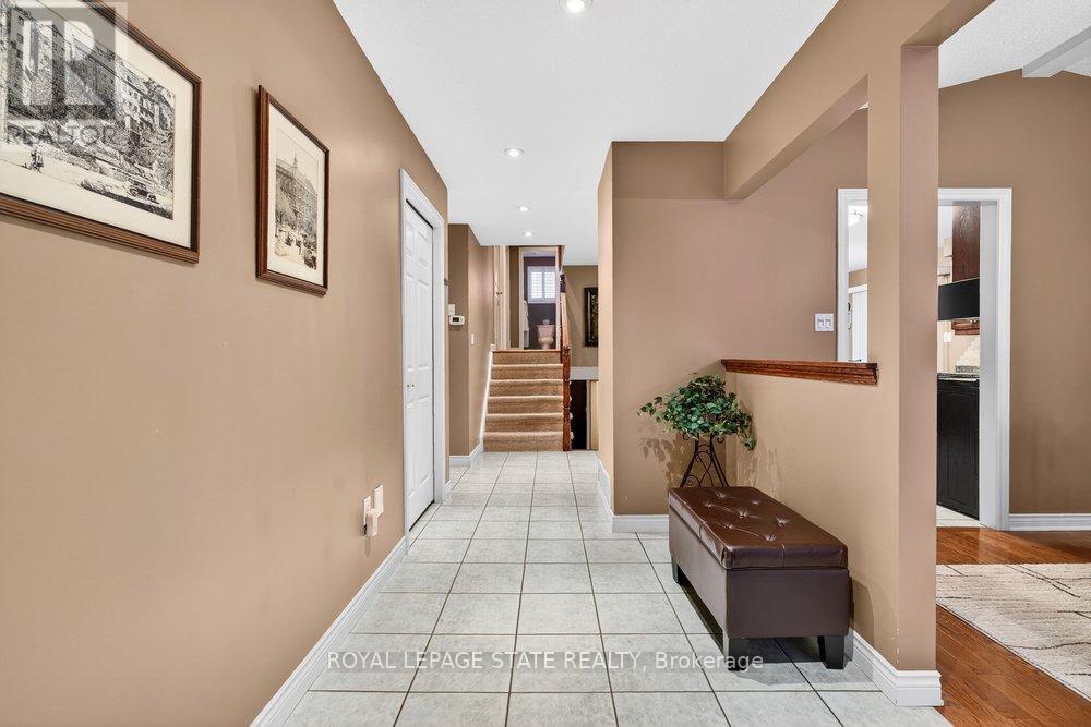 128 Nugent Drive, Hamilton, Ontario  L8H 2M8 - Photo 14 - X12787716