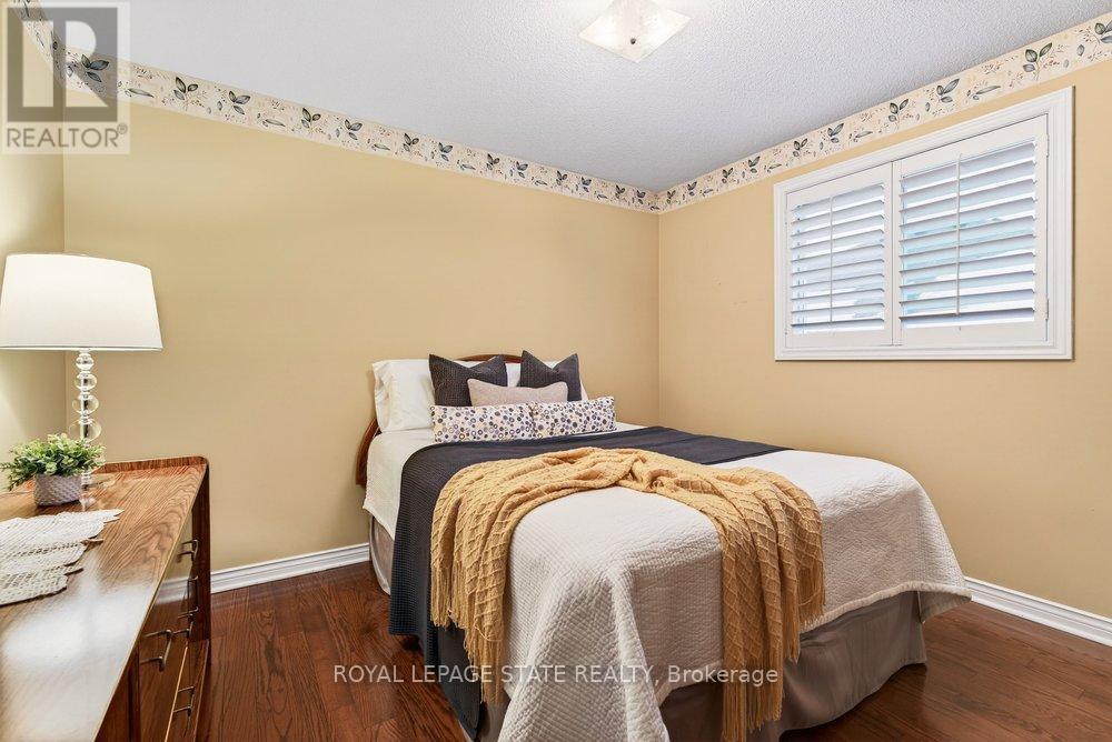 128 Nugent Drive, Hamilton, Ontario  L8H 2M8 - Photo 31 - X12787716