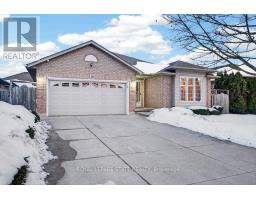 128 NUGENT DRIVE, Hamilton, Ontario