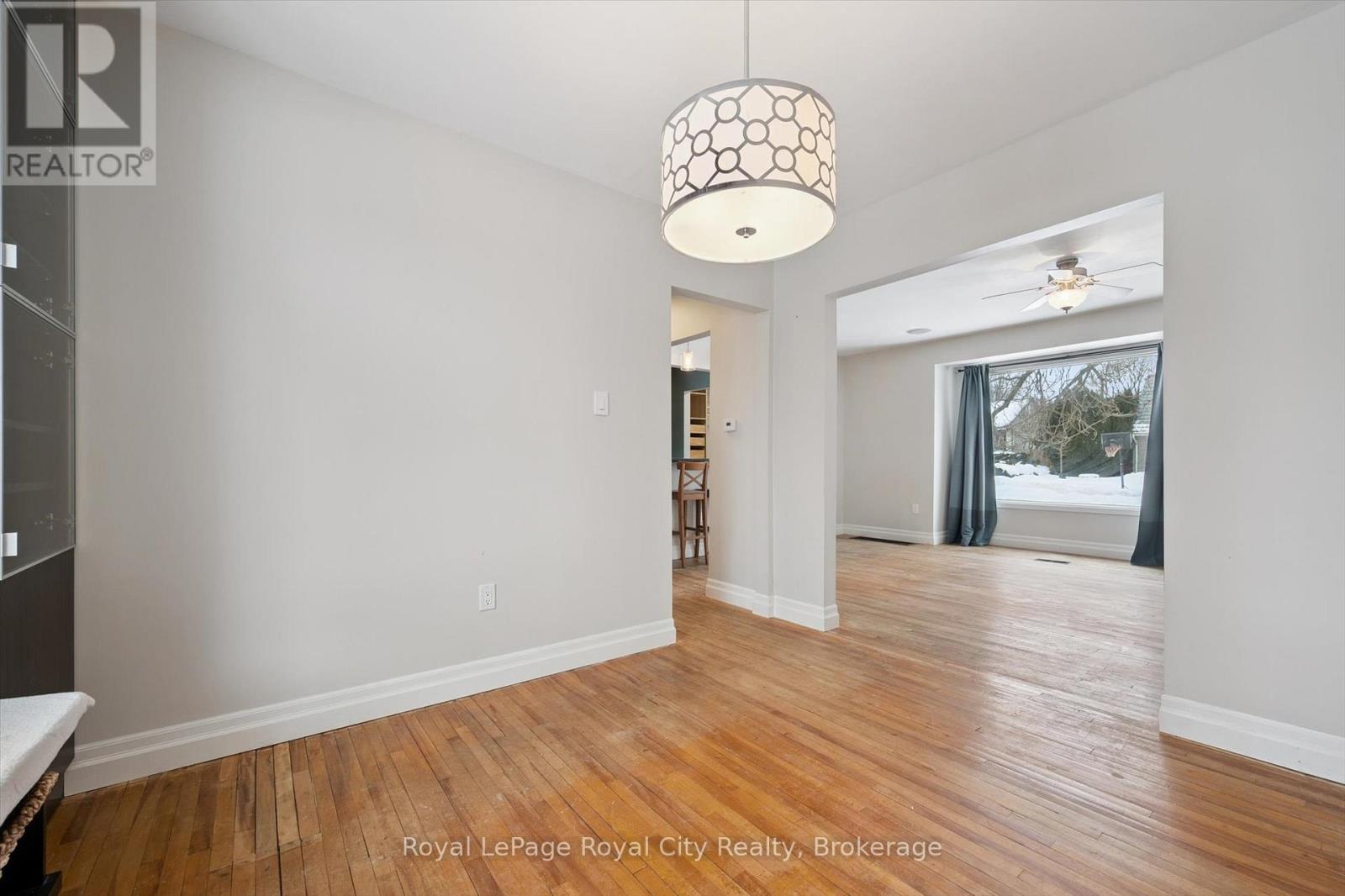 11 Chase Avenue, Guelph, Ontario N1H 2N3 - Photo 10 - X12787792