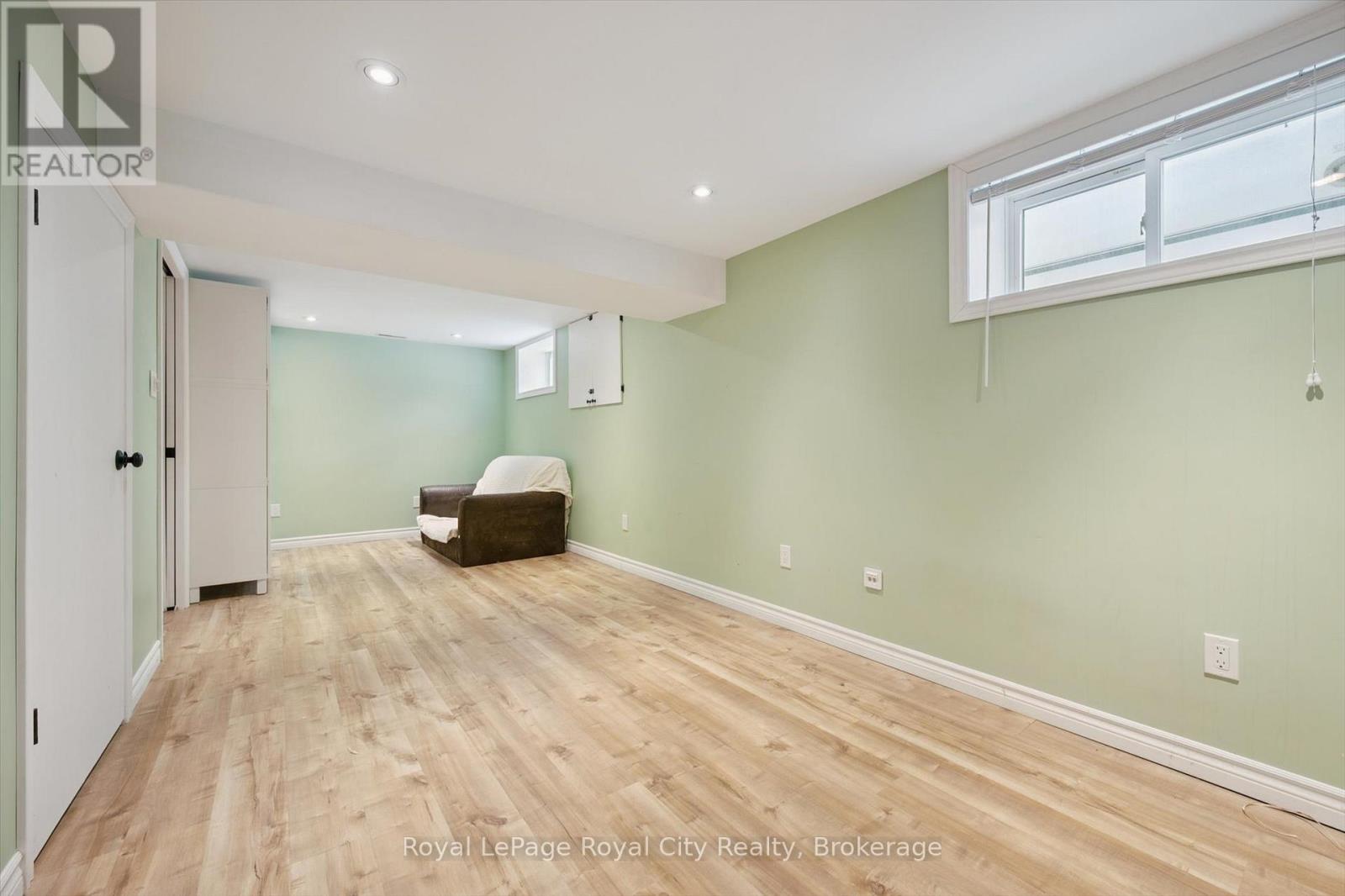 11 Chase Avenue, Guelph, Ontario N1H 2N3 - Photo 24 - X12787792