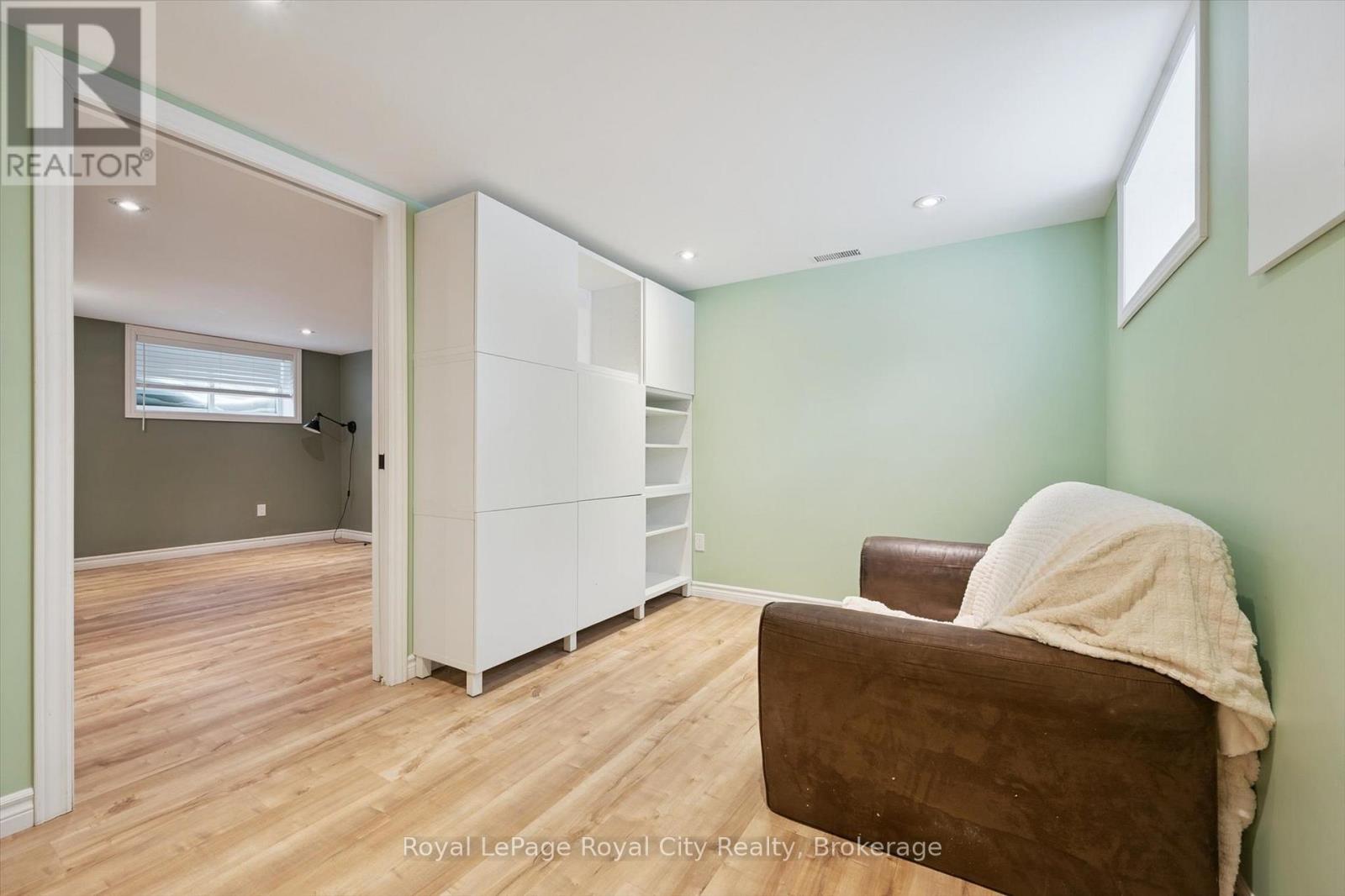 11 Chase Avenue, Guelph, Ontario N1H 2N3 - Photo 26 - X12787792