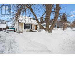 11 CHASE AVENUE, guelph (junction/onward willow), Ontario