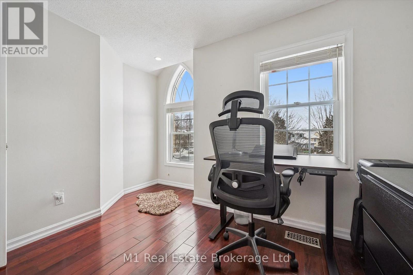 668 Jacob Lane, Waterloo, Ontario  N2V 2G9 - Photo 26 - X12787886