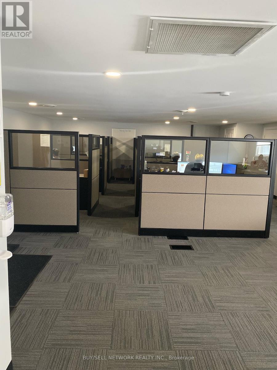 17 - 347 Pido Road, Peterborough (Ashburnham Ward 4), Ontario  K9J 6X7 - Photo 9 - X12787784