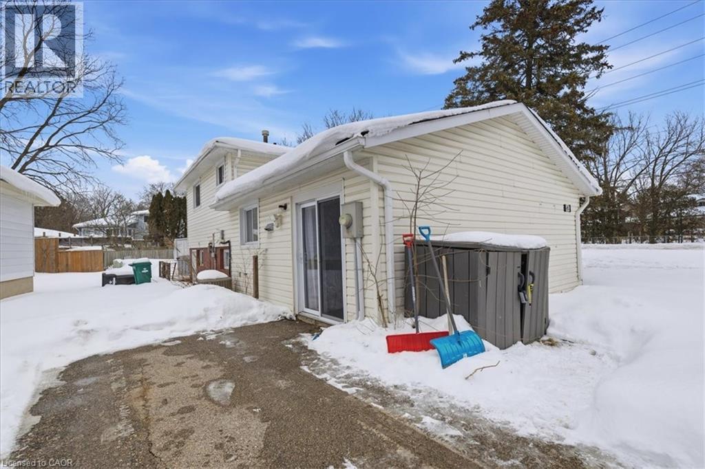 400 Midwood Crescent, Waterloo, Ontario  N2L 5N5 - Photo 5 - 40804148