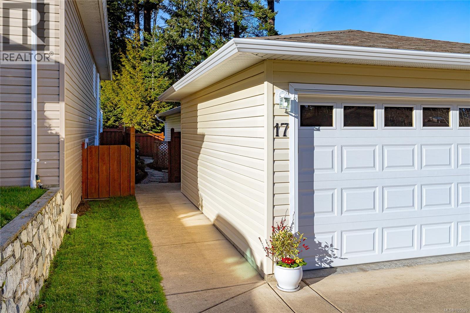 17 2740 Stautw Rd, Central Saanich, British Columbia V8M 0A8 - Photo 26 - 1025529