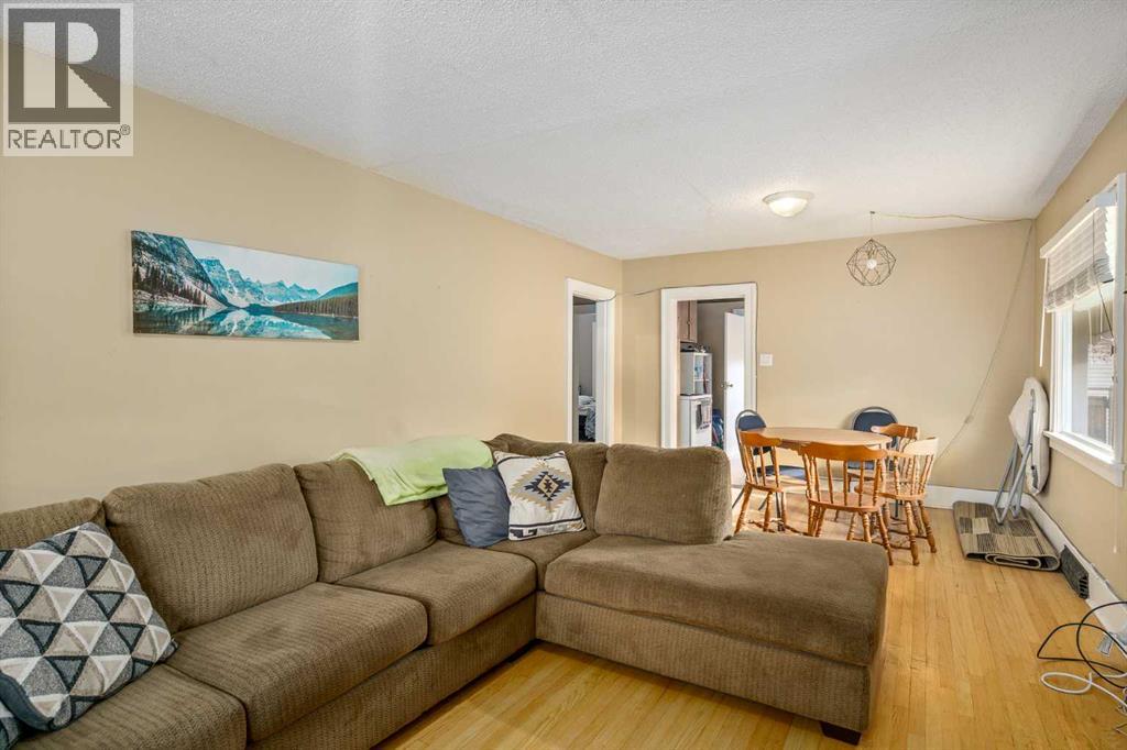 712 4a Street Nw, Calgary, Alberta  T2N 1P5 - Photo 12 - A2280619