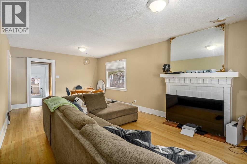 712 4a Street Nw, Calgary, Alberta  T2N 1P5 - Photo 13 - A2280619