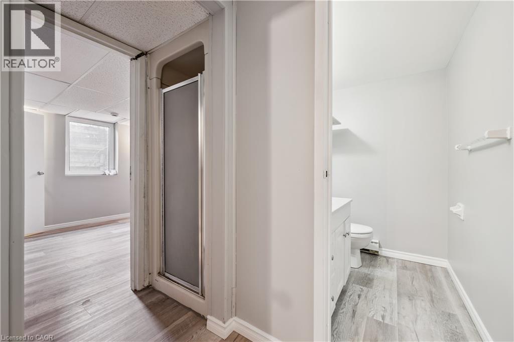 455 Albert Street Unit# 2, Waterloo, Ontario  N2L 5A7 - Photo 39 - 40797099