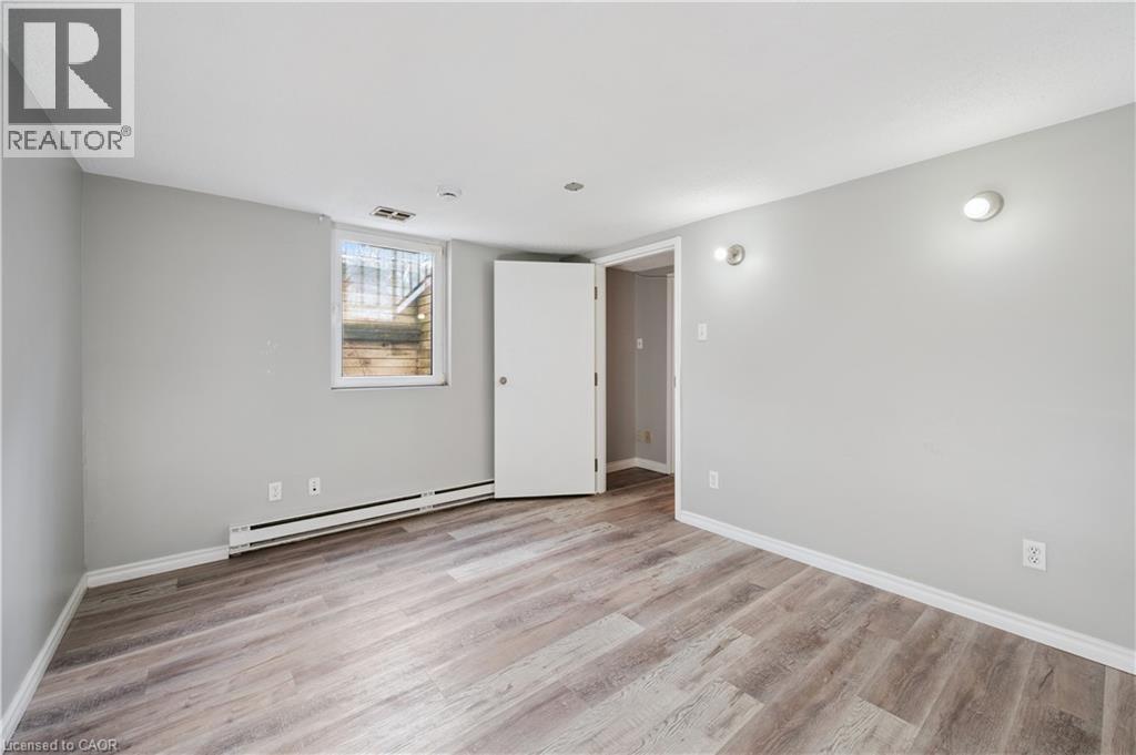 455 Albert Street Unit# 2, Waterloo, Ontario  N2L 5A7 - Photo 33 - 40797099