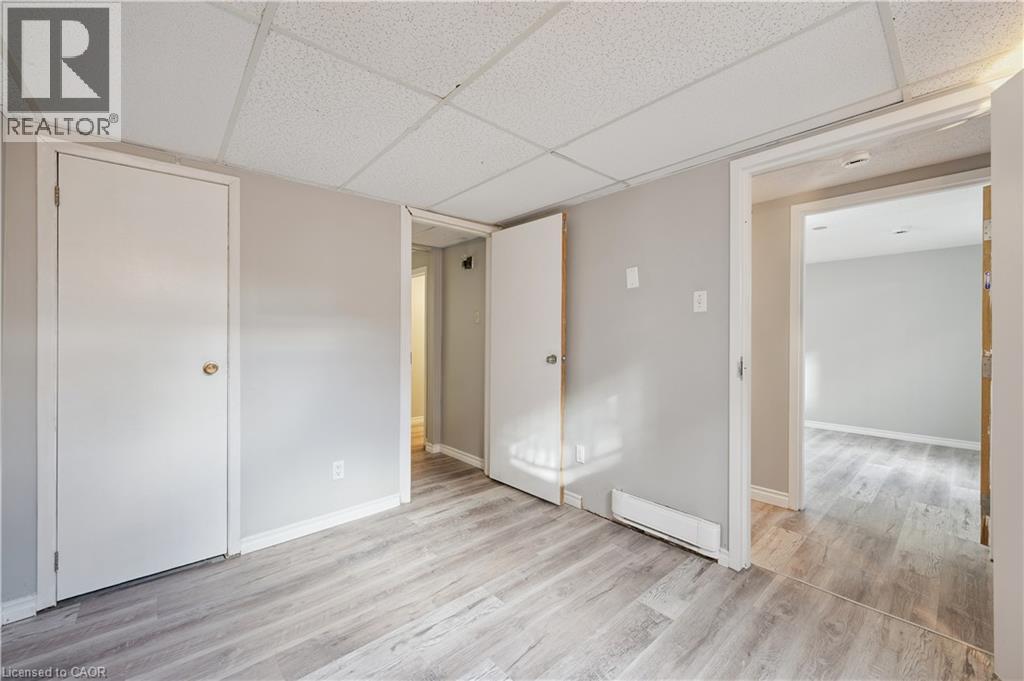 455 Albert Street Unit# 2, Waterloo, Ontario  N2L 5A7 - Photo 37 - 40797099