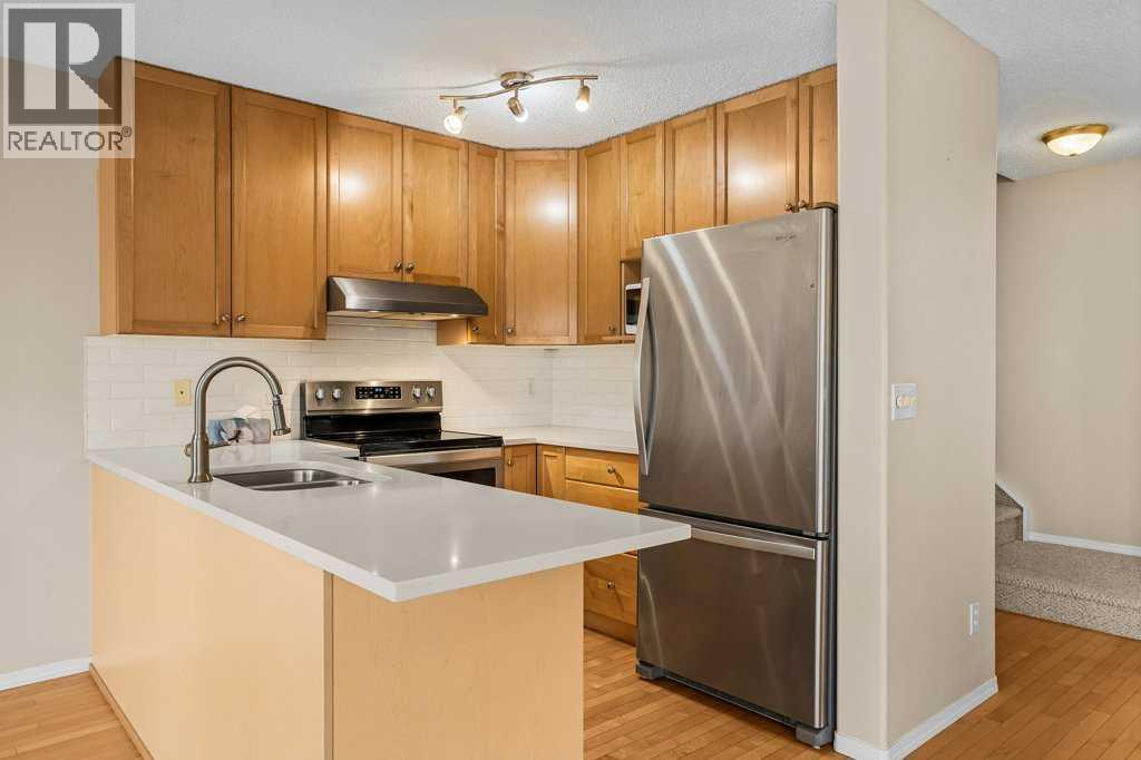 3, 819 Wilson Way, Canmore, Alberta  T1W 2Y8 - Photo 7 - A2285009