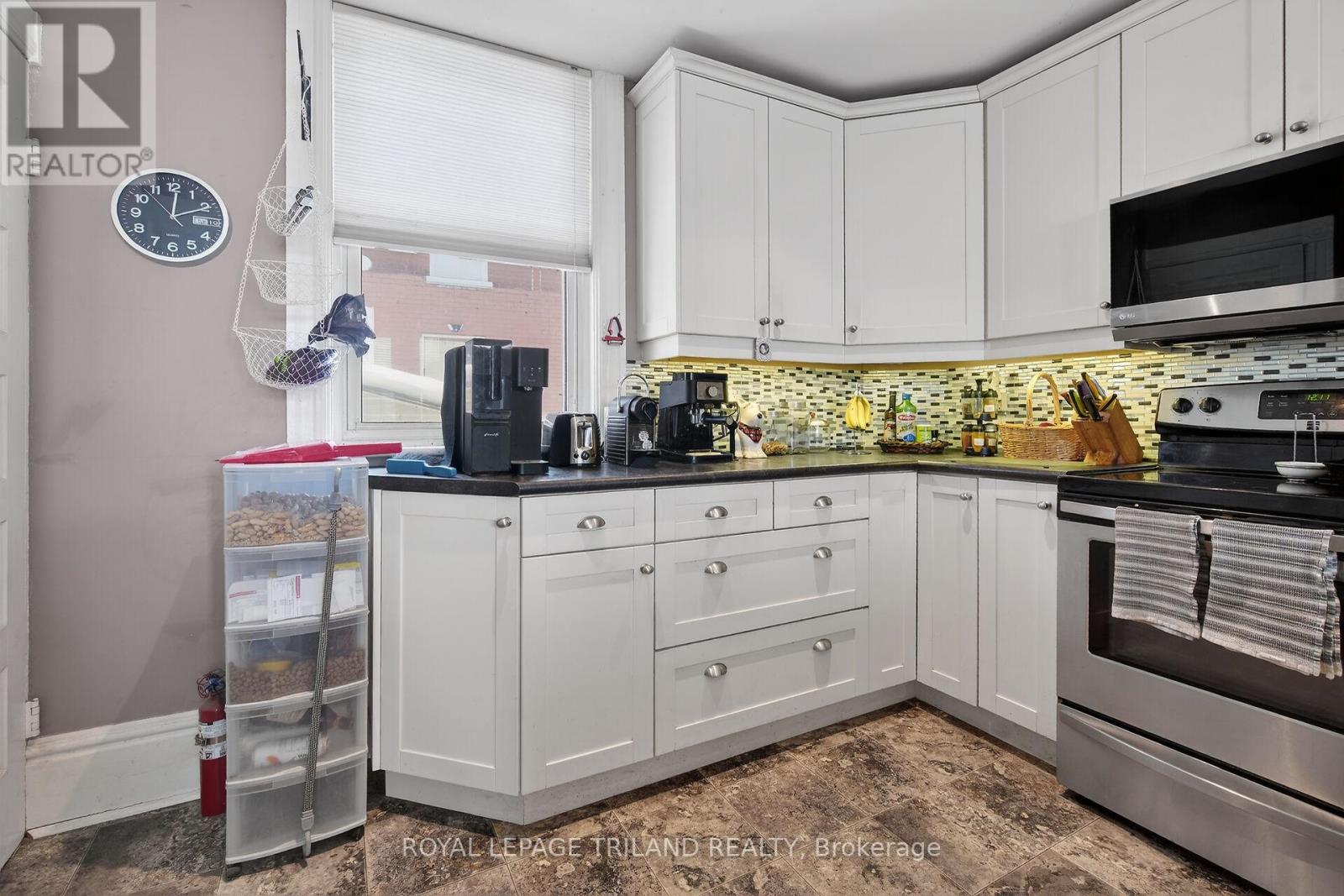 Photo 9 of 21 for 54 Elysian Street