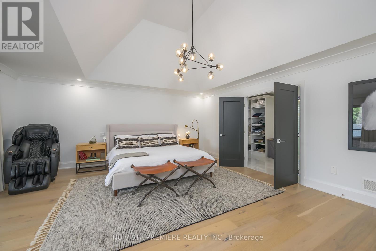 Photo 26 of 50 for 7501 Silvercreek Crescent