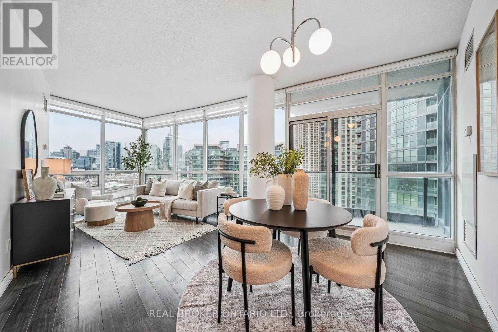 1222 - 231 FORT YORK BOULEVARD, Toronto, Ontario