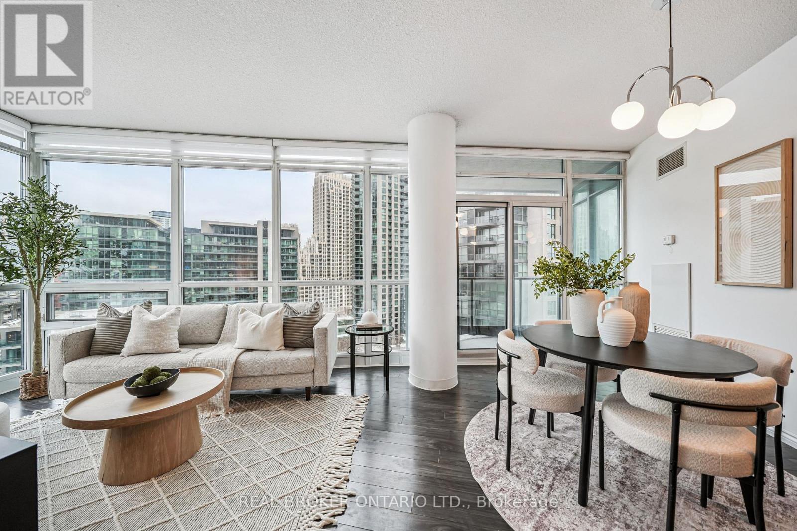 1222 - 231 Fort York Boulevard, Toronto, Ontario  M5V 1B2 - Photo 10 - C12787828