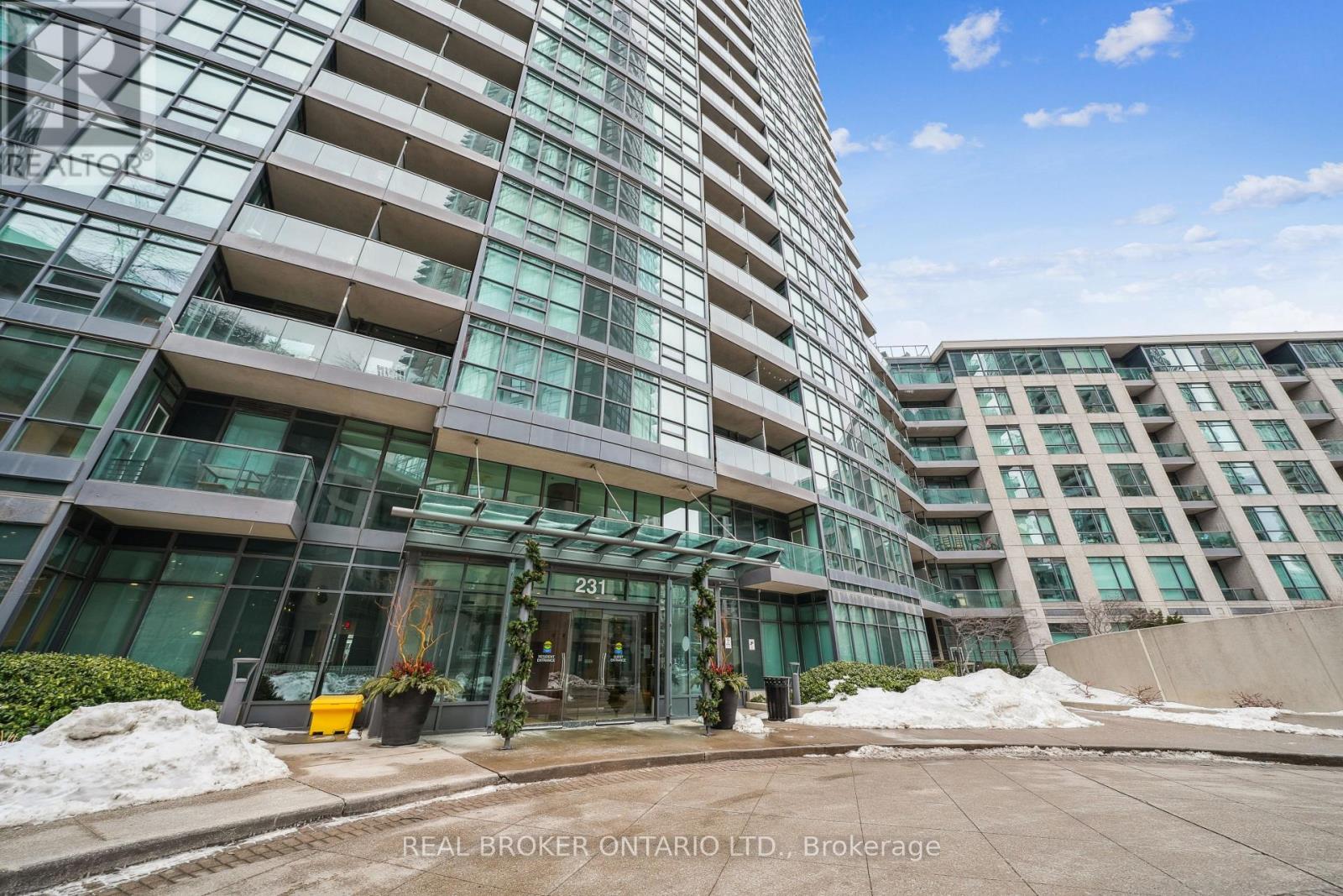 1222 - 231 Fort York Boulevard, Toronto, Ontario  M5V 1B2 - Photo 2 - C12787828