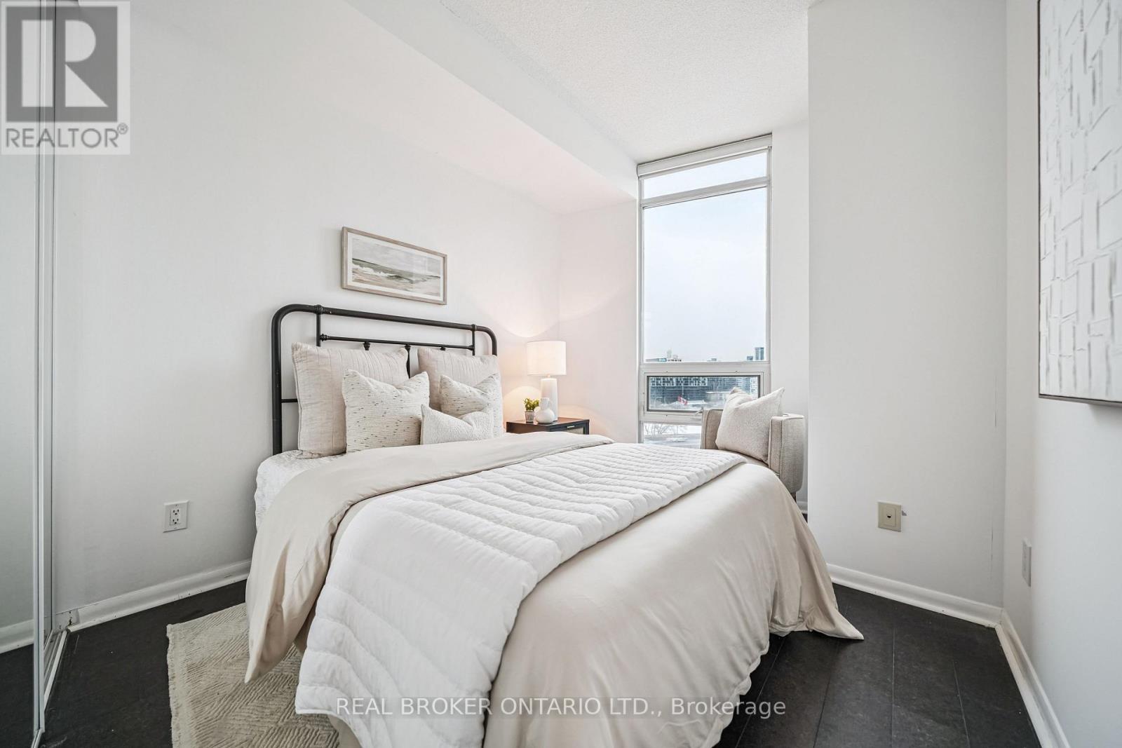 1222 - 231 Fort York Boulevard, Toronto, Ontario  M5V 1B2 - Photo 23 - C12787828