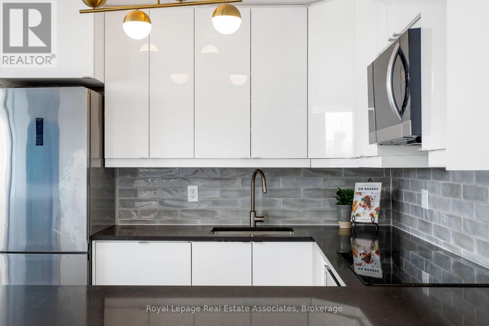 602 - 20 Avoca Avenue, Toronto, Ontario  M4T 2B8 - Photo 15 - C12787862