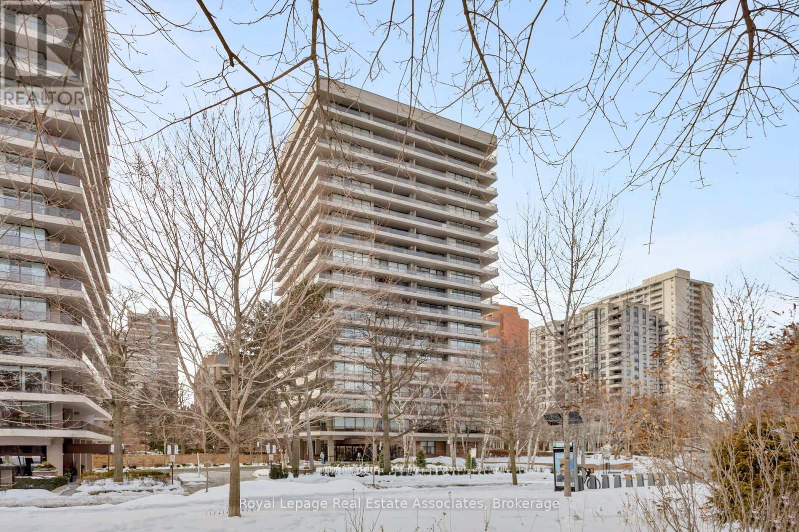 602 - 20 Avoca Avenue, Toronto, Ontario  M4T 2B8 - Photo 2 - C12787862