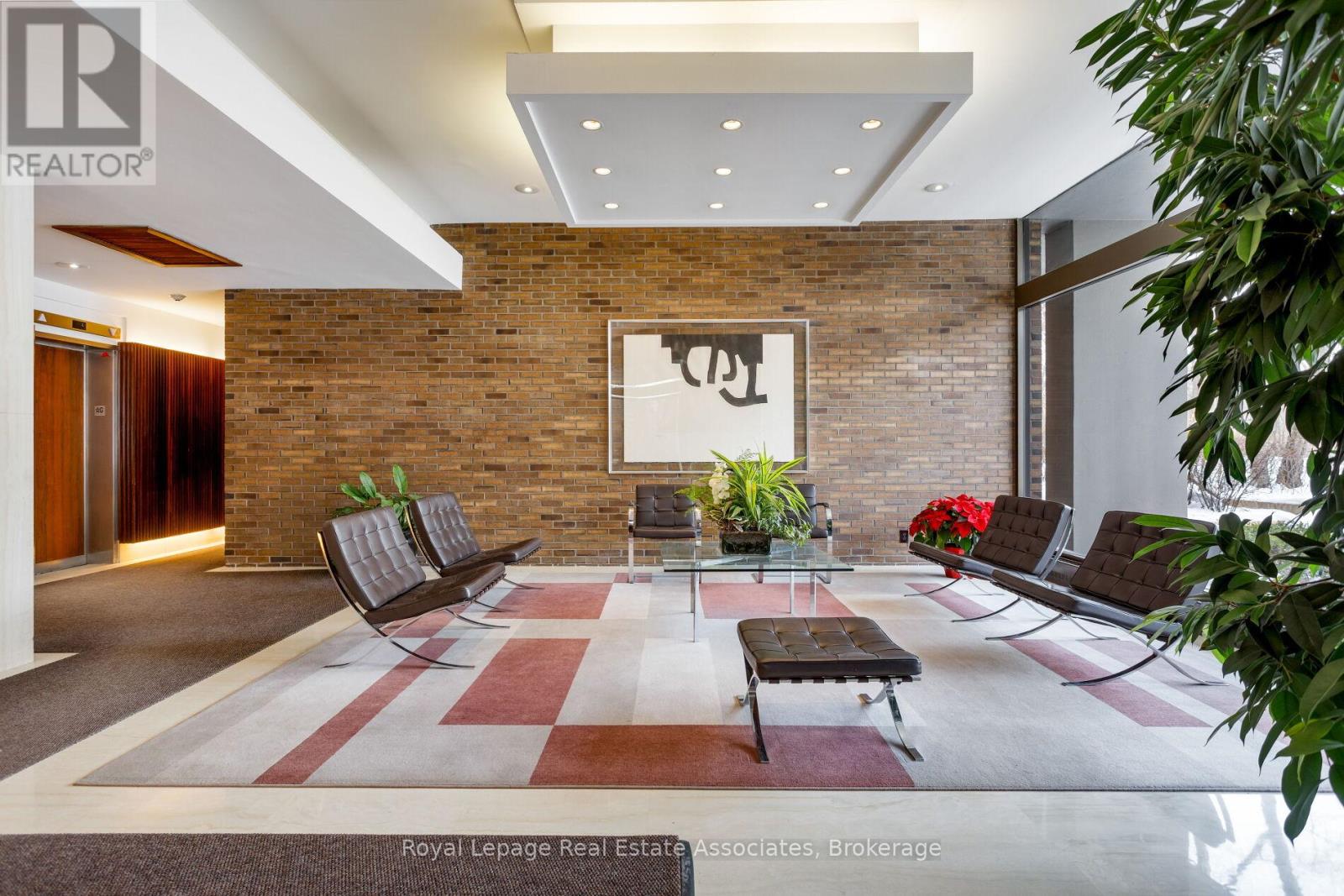 602 - 20 Avoca Avenue, Toronto, Ontario  M4T 2B8 - Photo 5 - C12787862