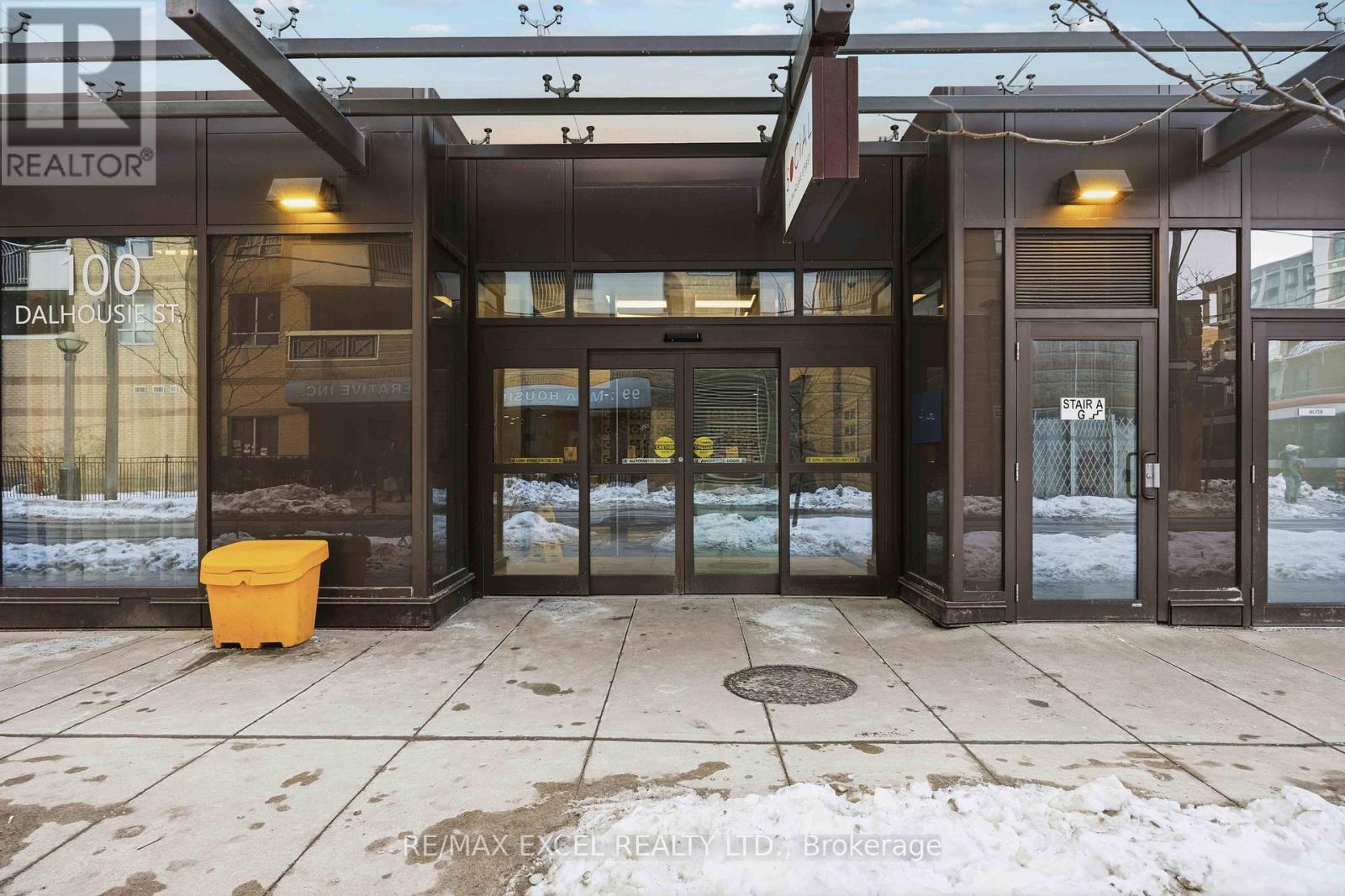 3512 - 100 Dalhousie Street, Toronto, Ontario  M5B 0C7 - Photo 2 - C12787910