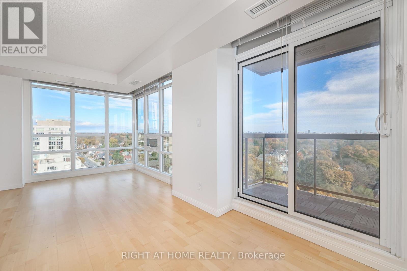 1407 - 900 Mount Pleasant Road, Toronto, Ontario  M4P 3J9 - Photo 10 - C12787912