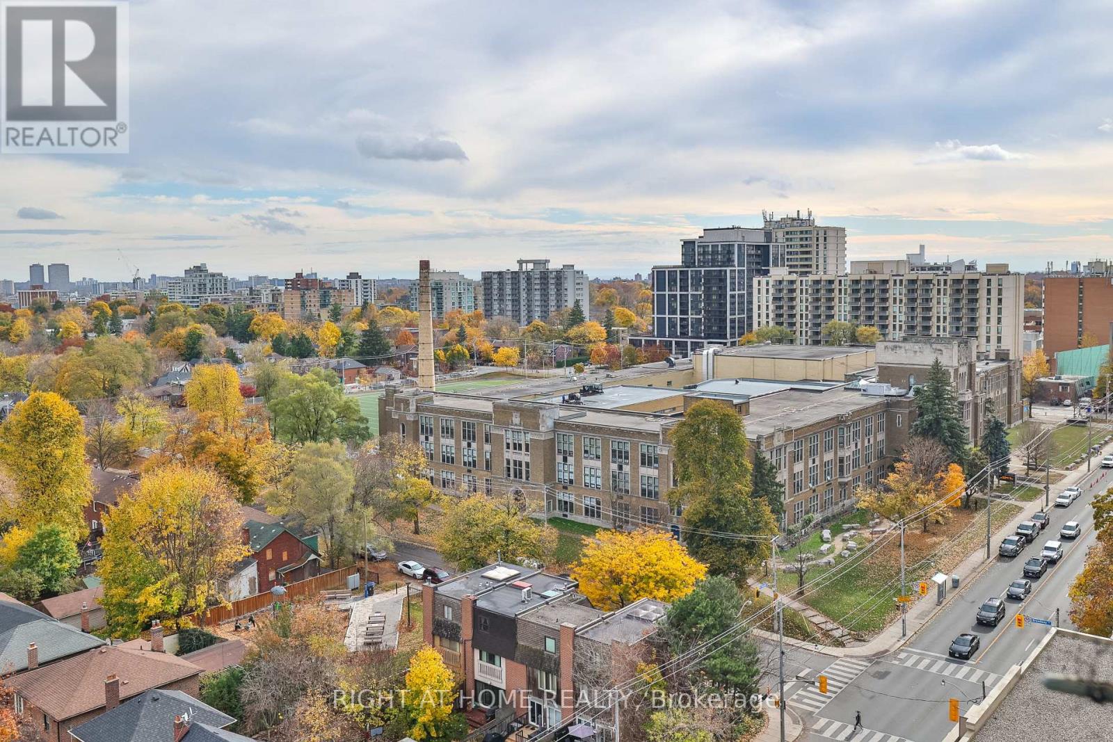 1407 - 900 Mount Pleasant Road, Toronto, Ontario  M4P 3J9 - Photo 12 - C12787912