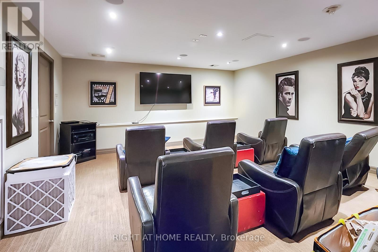 1407 - 900 Mount Pleasant Road, Toronto, Ontario  M4P 3J9 - Photo 26 - C12787912