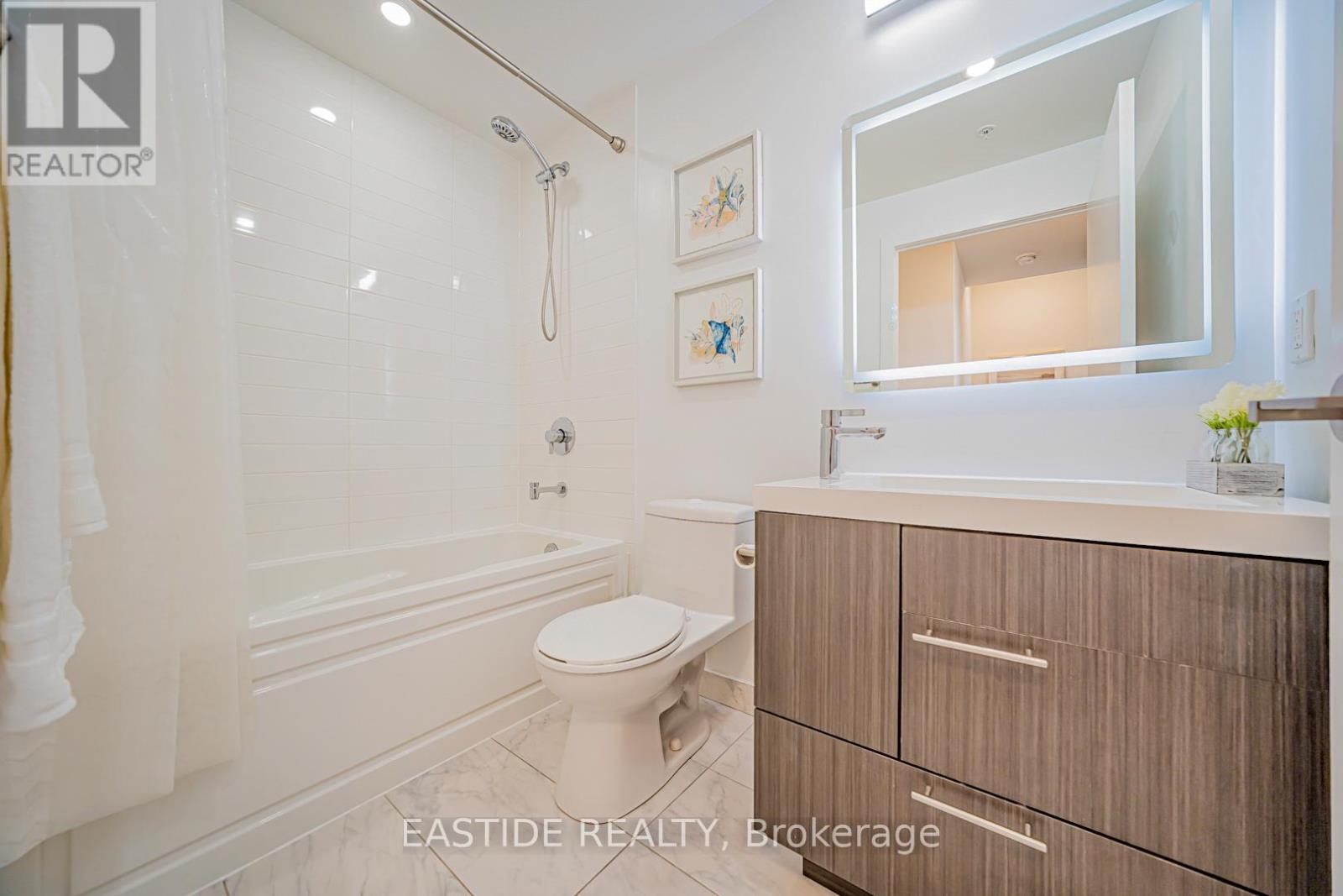 1502 - 30 Nelson Street, Toronto, Ontario  M5V 0H5 - Photo 12 - C12787954