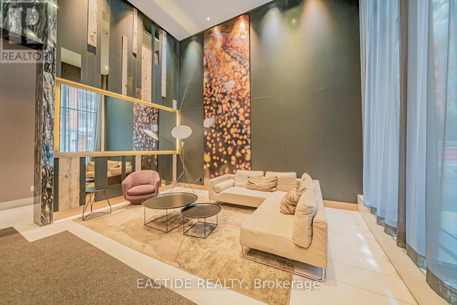 1502 - 30 Nelson Street, Toronto, Ontario  M5V 0H5 - Photo 19 - C12787954