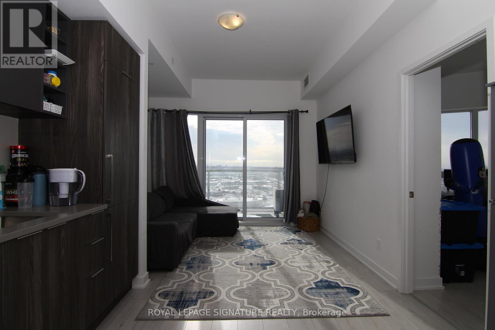 1911 - 2033 Kennedy Road, Toronto, Ontario  M1T 0B9 - Photo 2 - E12787914