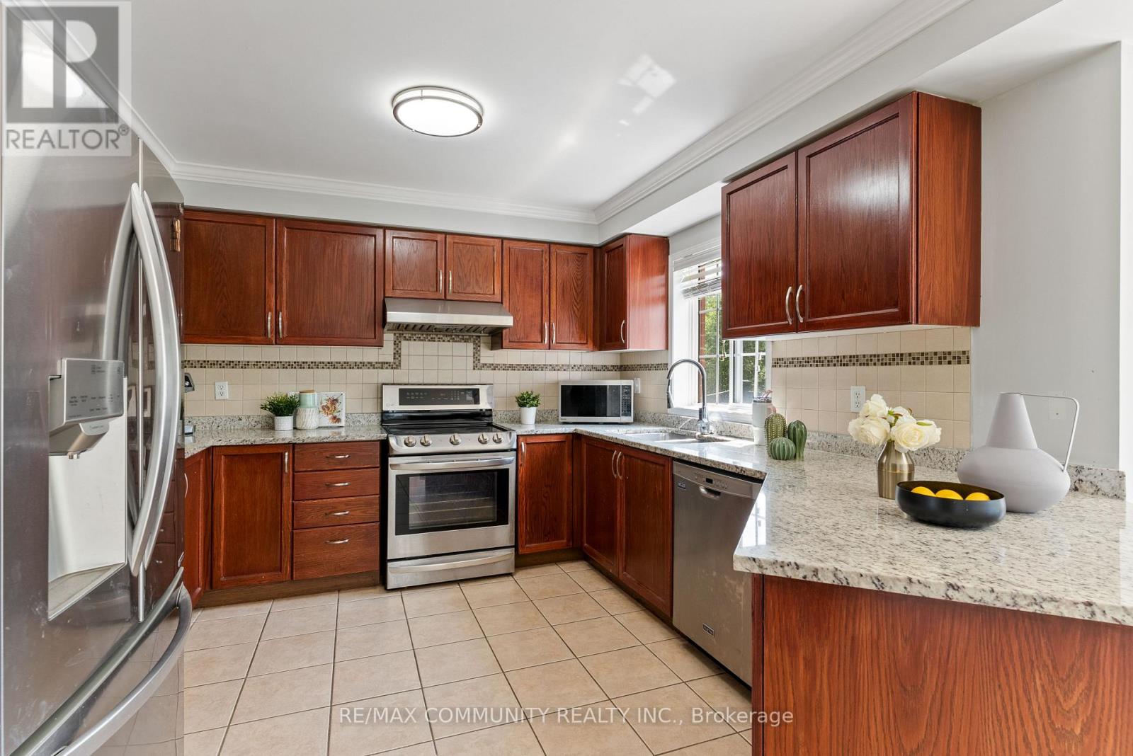 1081 Langford Street, Oshawa, Ontario  L1K 2V9 - Photo 16 - E12787962