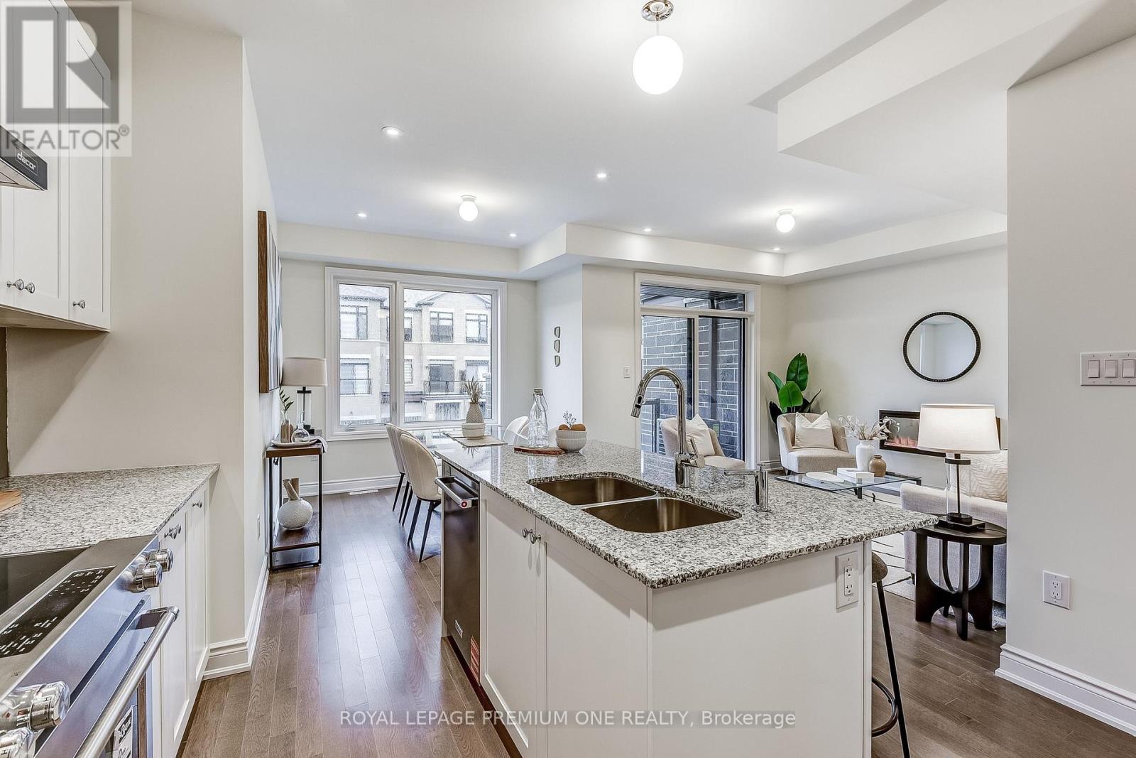 117 Tennant Circle, Vaughan, Ontario  L4H 5L5 - Photo 15 - N12669126