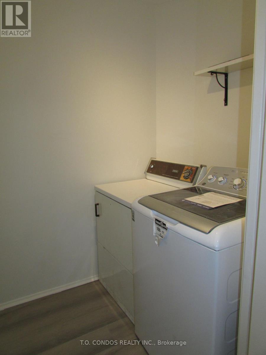 213 - 2001 Bonnymede Drive, Mississauga, Ontario  L5J 4H8 - Photo 30 - W12763232