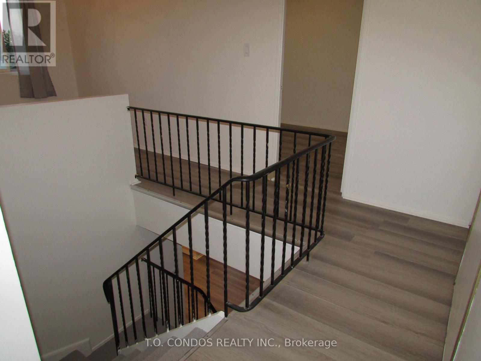 213 - 2001 Bonnymede Drive, Mississauga, Ontario  L5J 4H8 - Photo 29 - W12763232