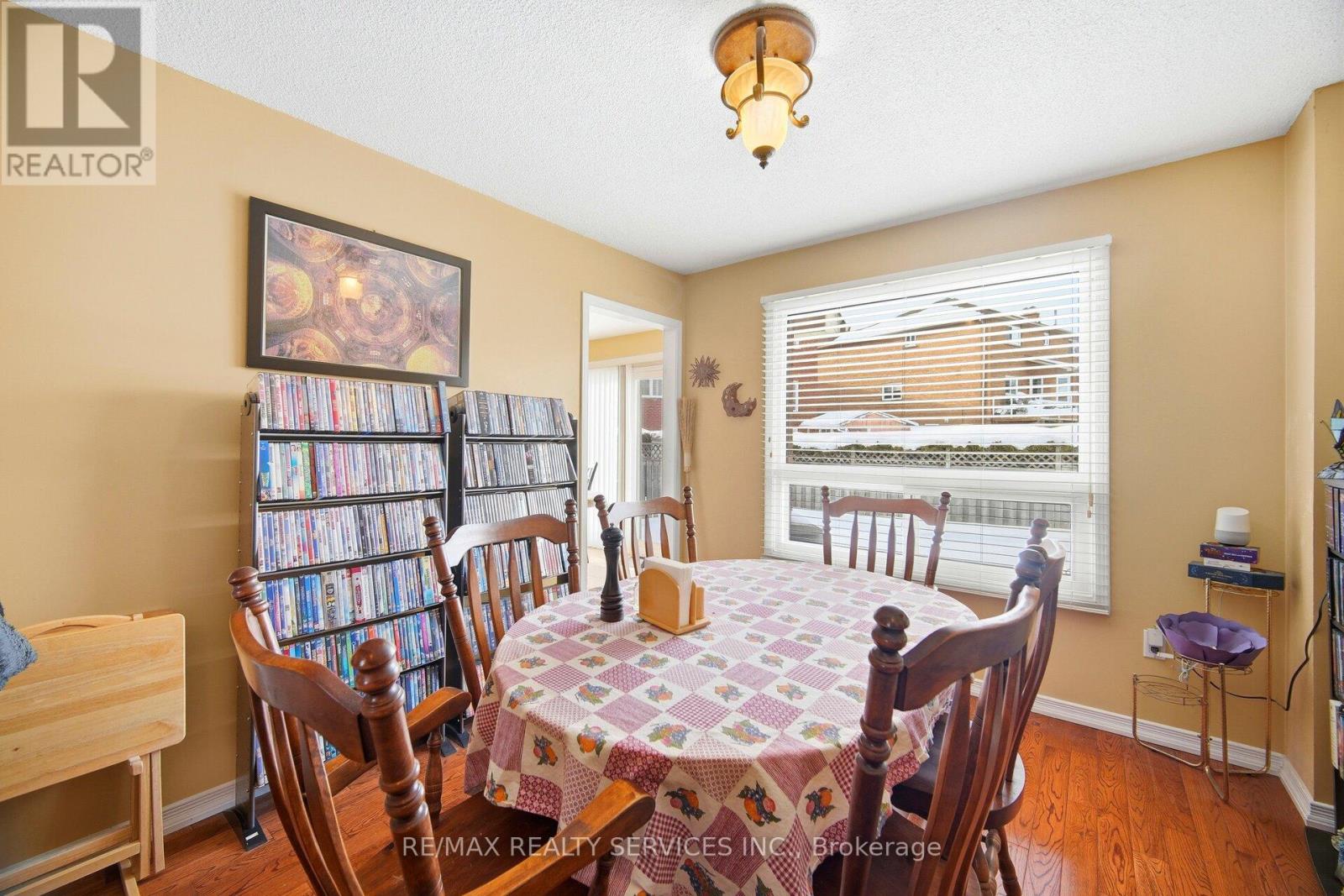 89 Candy Crescent, Brampton, Ontario  L6X 3T6 - Photo 11 - W12786838