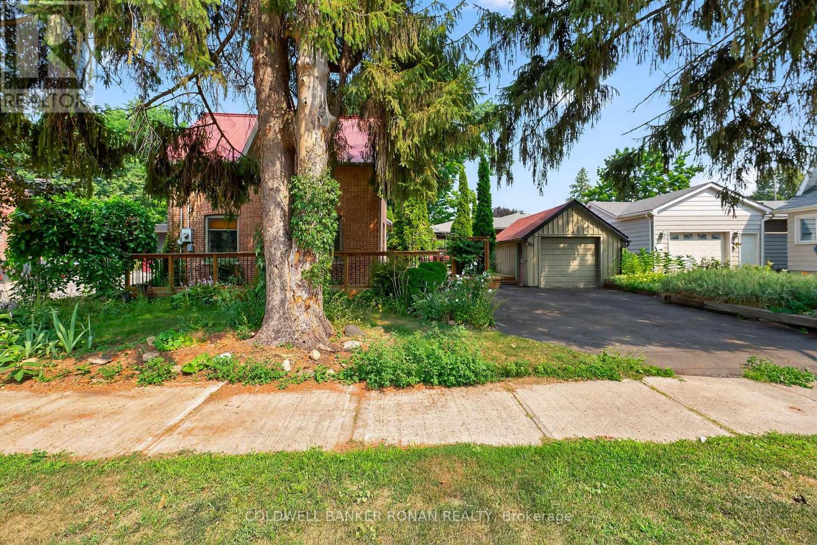 12 Nelson Street, New Tecumseth, Ontario  L9R 1G9 - Photo 2 - N12787786