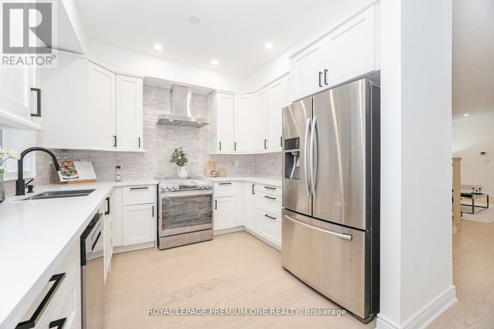 224 Hollywood Hill Circle, Vaughan, Ontario  L4H 2P7 - Photo 14 - N12787814