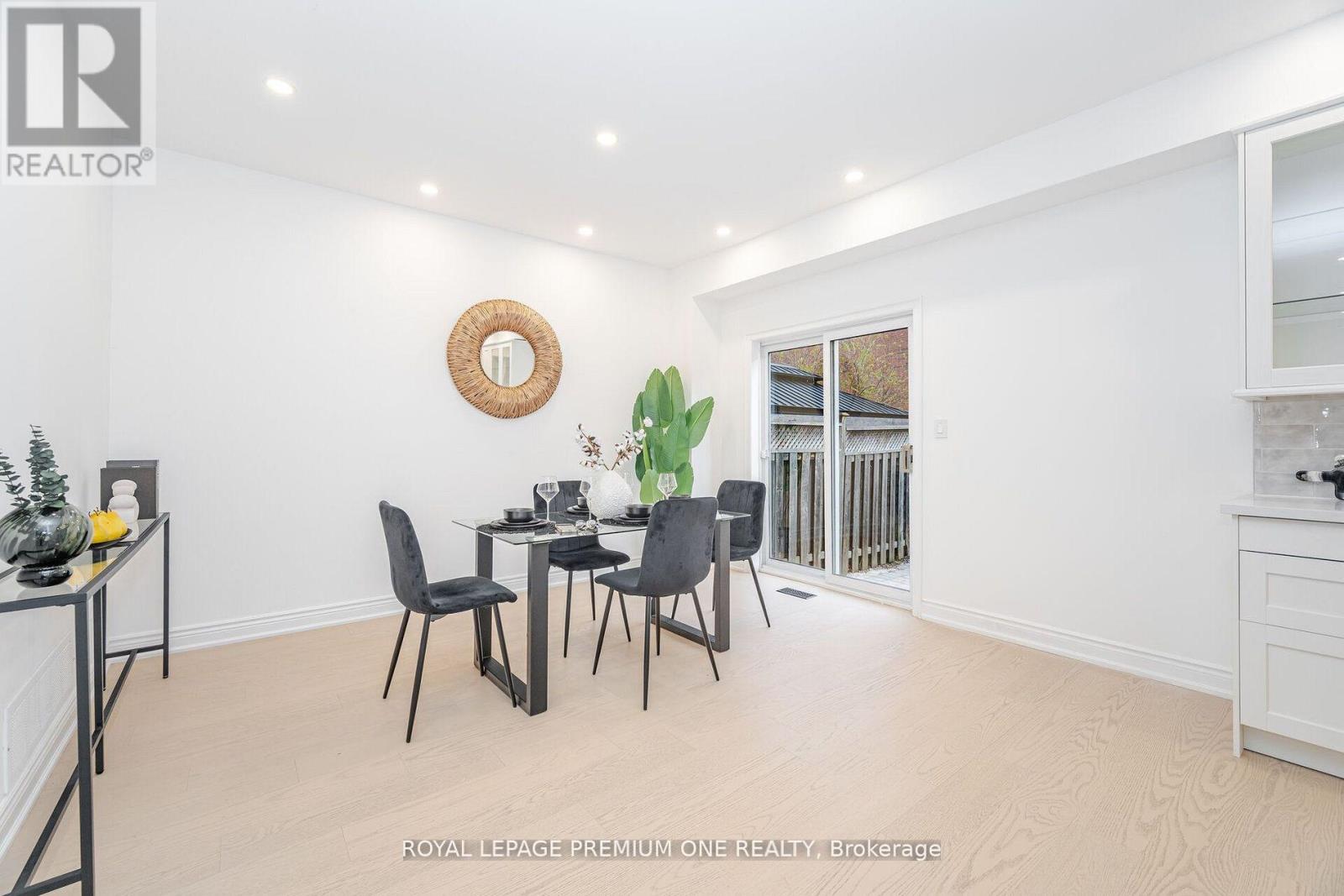 224 Hollywood Hill Circle, Vaughan, Ontario  L4H 2P7 - Photo 20 - N12787814