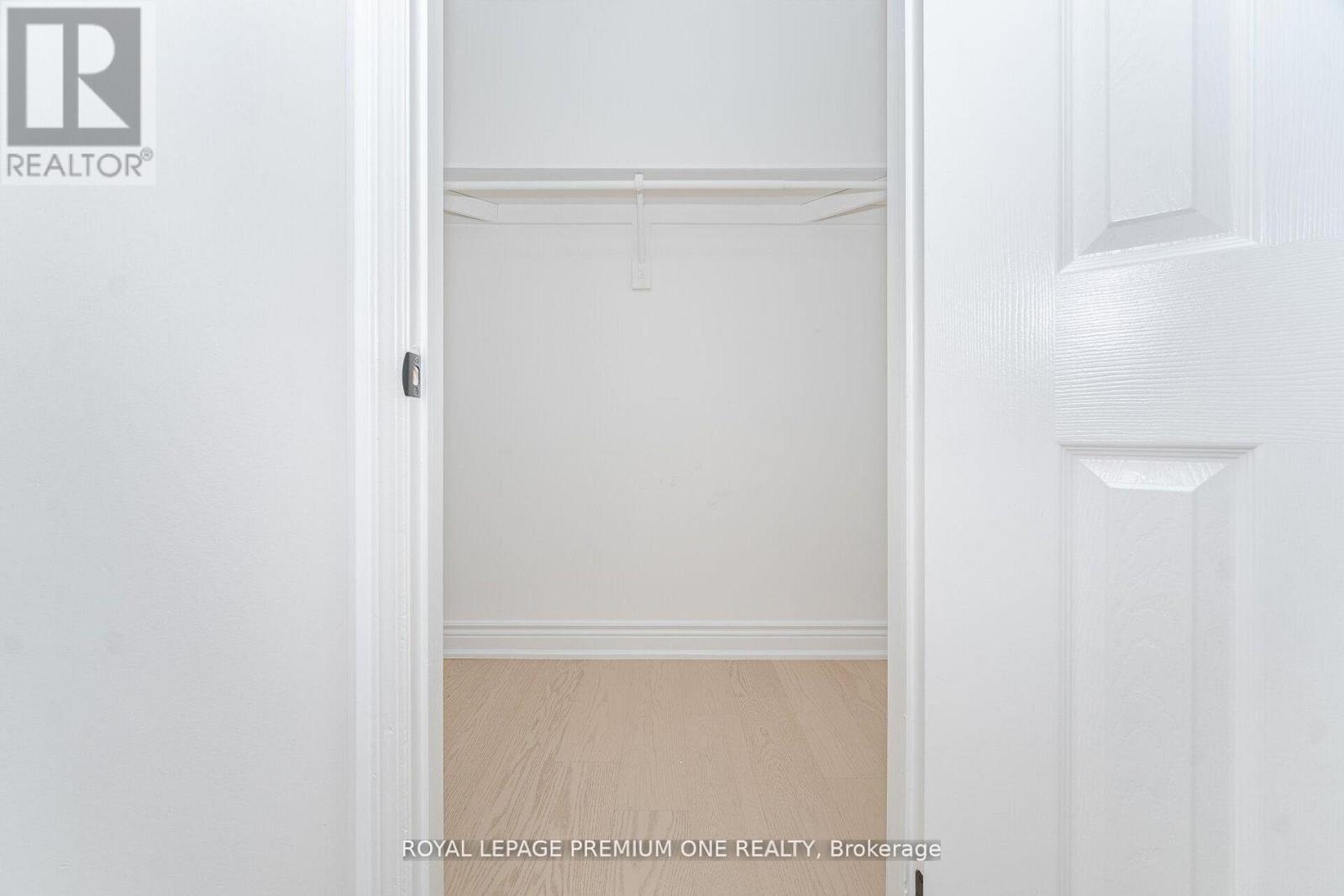 224 Hollywood Hill Circle, Vaughan, Ontario  L4H 2P7 - Photo 38 - N12787814