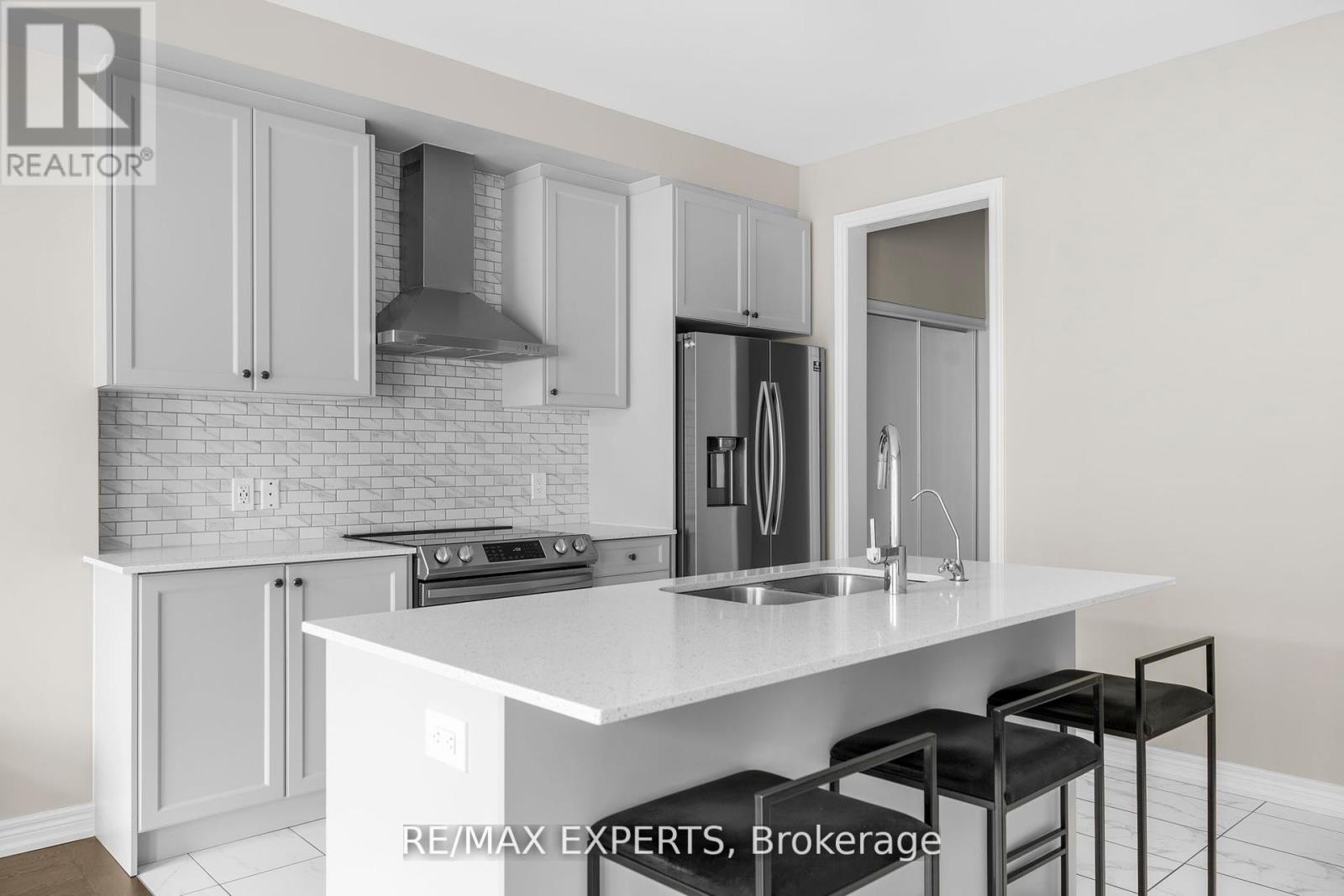 78 Clifford Crescent, New Tecumseth, Ontario  L0G 1W0 - Photo 10 - N12787906