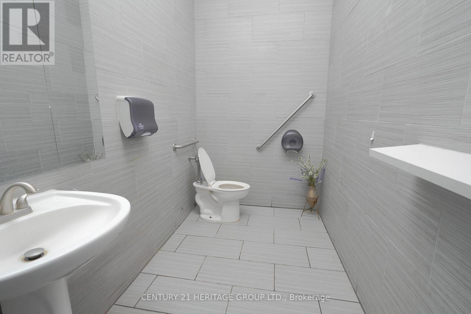 15 - 17310 Yonge Street, Newmarket (Glenway Estates), Ontario  L3Y 7R9 - Photo 21 - N12787920