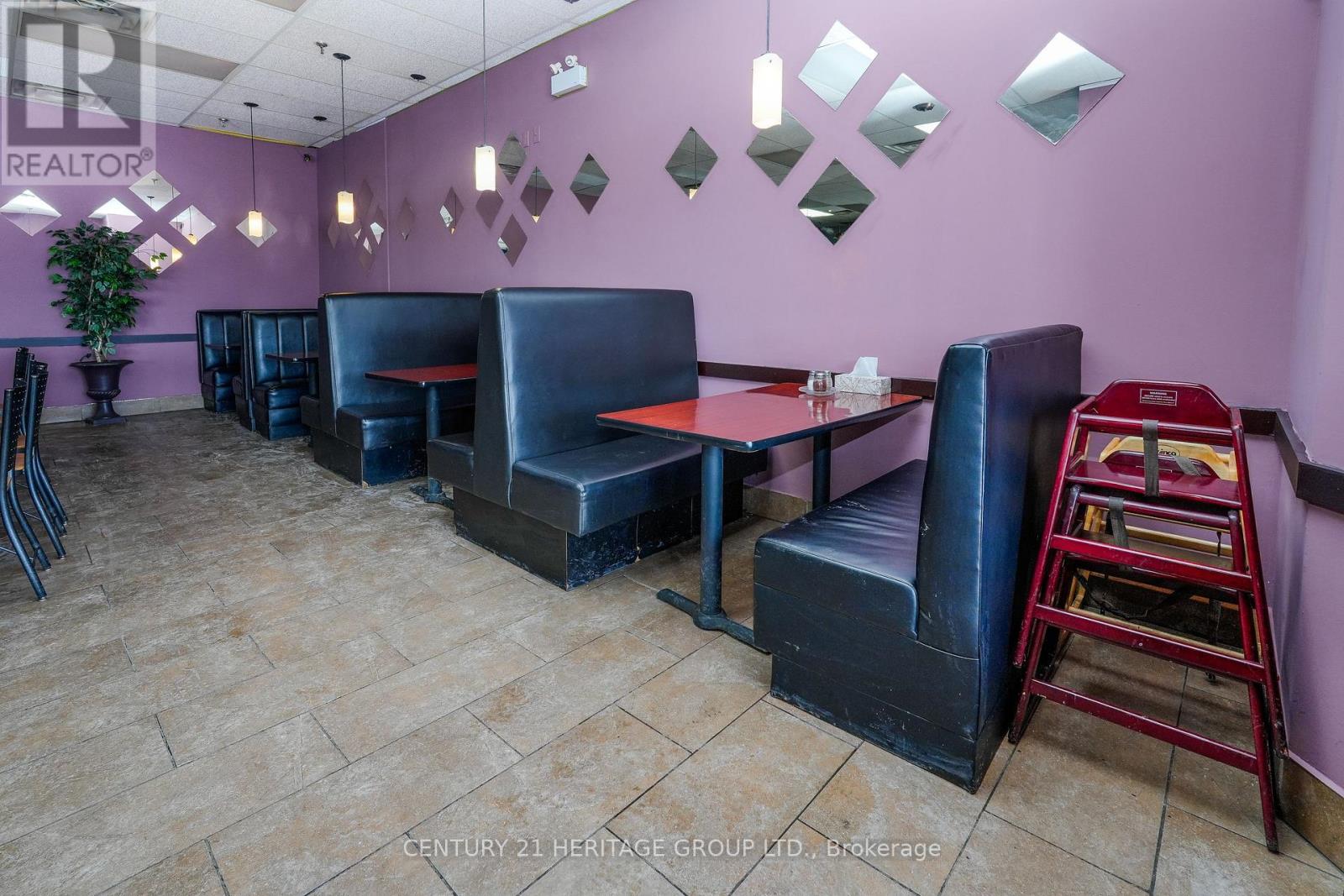 15 - 17310 Yonge Street, Newmarket (Glenway Estates), Ontario  L3Y 7R9 - Photo 8 - N12787920