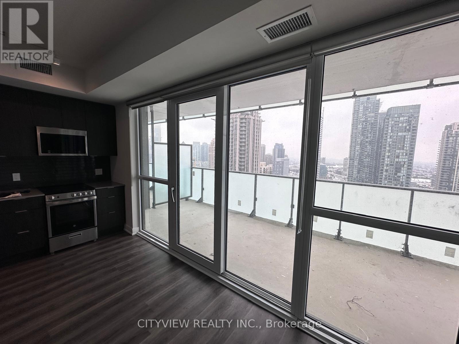 2104 - 430 Square One Drive, Mississauga, Ontario  L5B 0L6 - Photo 8 - W12787748